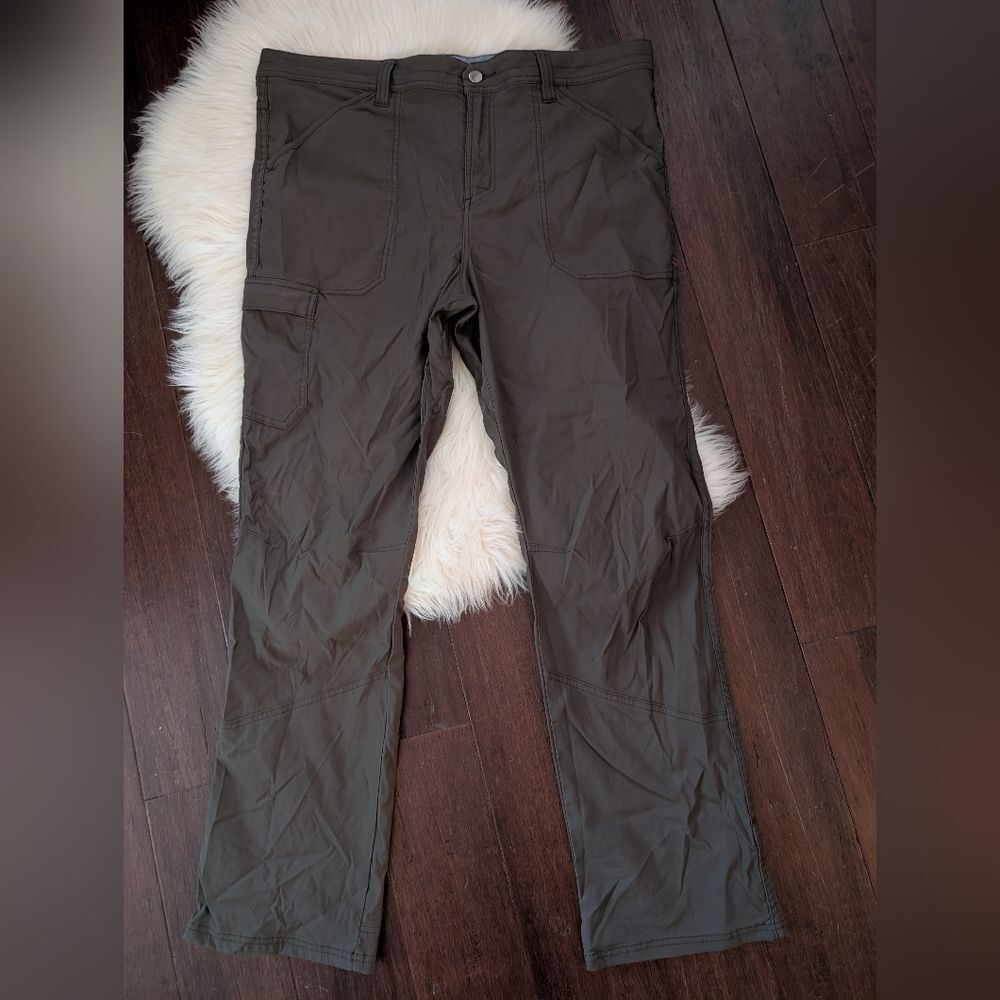 Toad & Co Green Olive Chino Nylon Straight Leg Cargo Hiking Gorpcore Pants 38x32